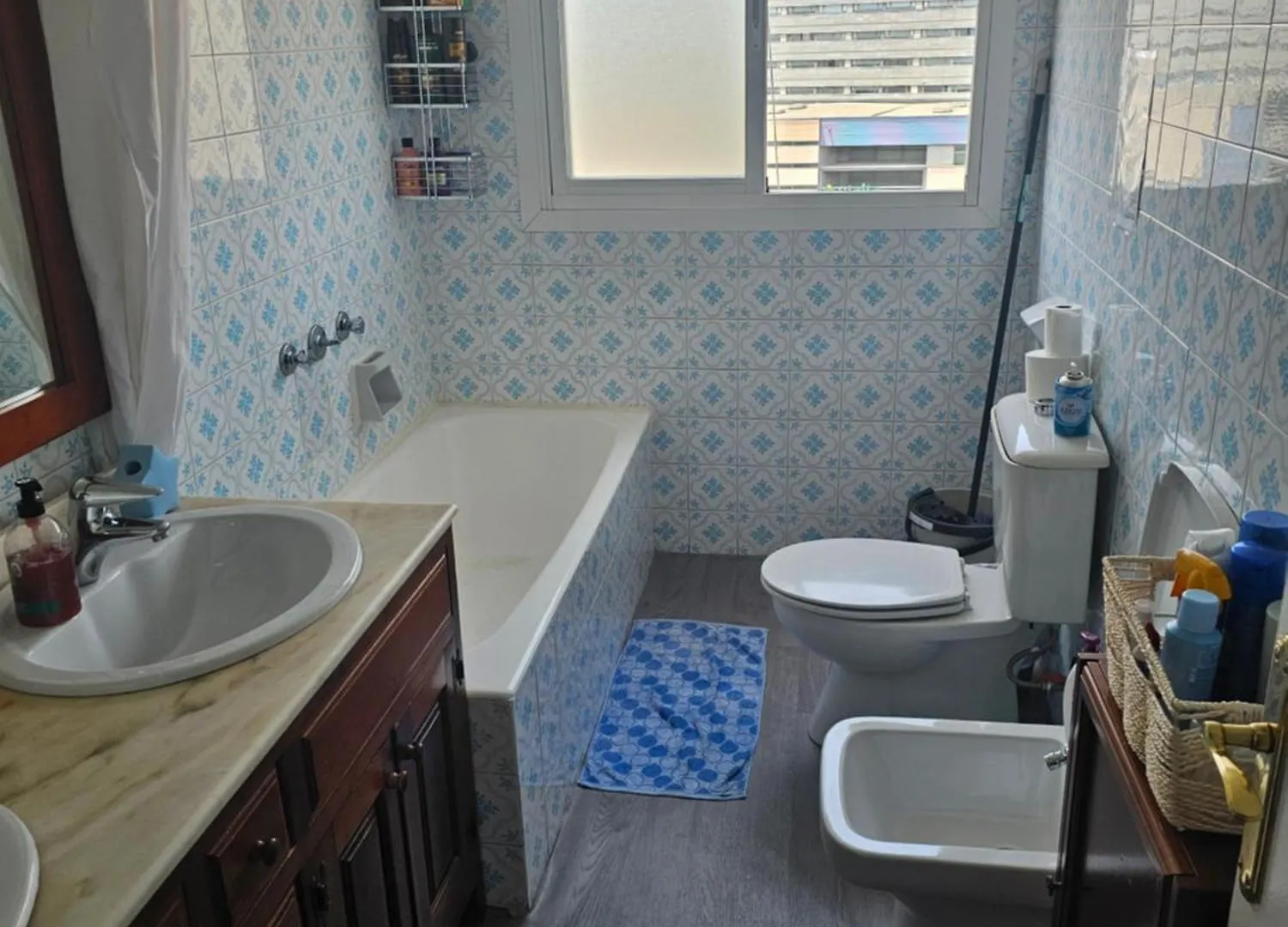 Habitacion Privada Preciosa Grande Privada Centro Malaga Y Cerca De La Playa Wi-Fi Homestay